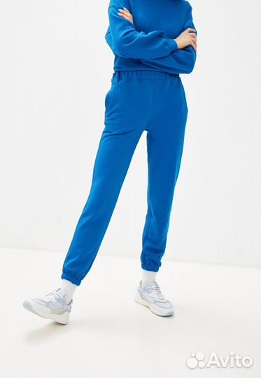 Новый спортивный костюм женский 48-50 р