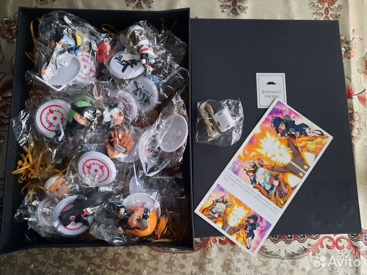 Продам набор фигурок аниме наруто в коробке