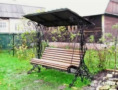 Кованые качели садовые