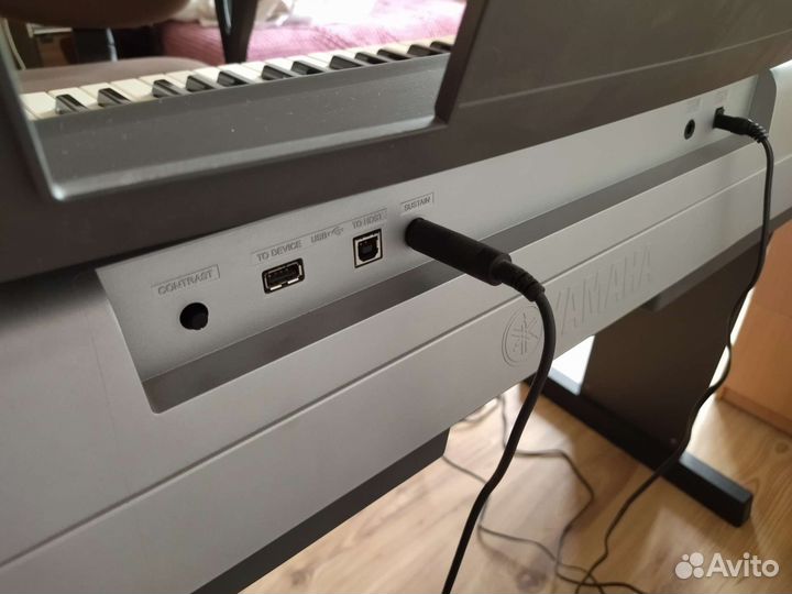 Синтезатор Yamaha Portable Grand DGX-520