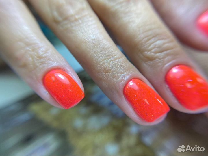 Модель на маникюр с покрытием