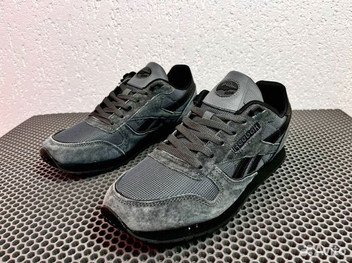 Кроссовки Reebok