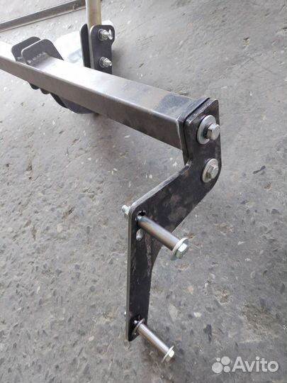 Фаркоп на renault duster