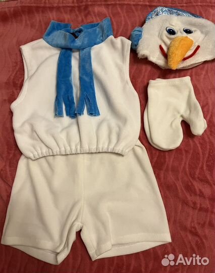 Новогодний костюм снеговика