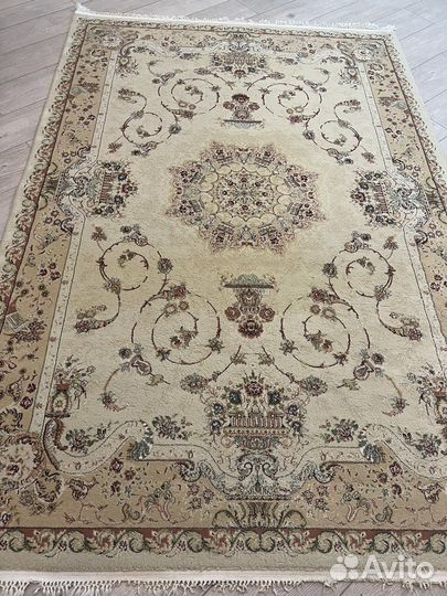 Ковер 150 на 220