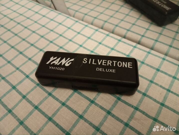 Губная гармошка silvertone deluxe yang yh1020