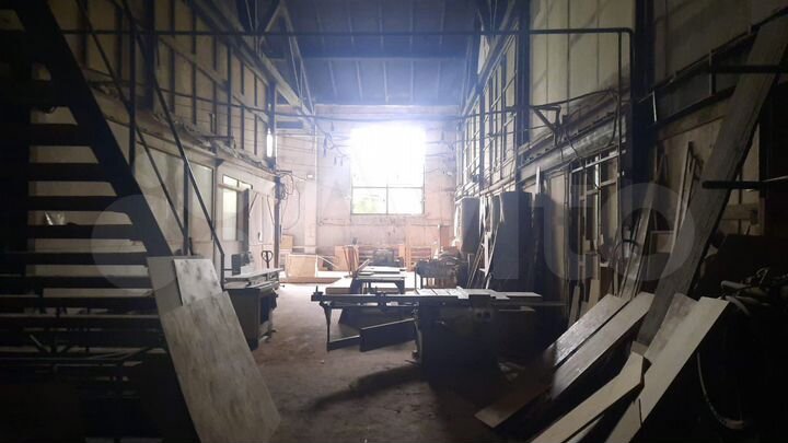 Производственное помещение, 900 м²