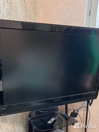 ЖК телевизор Philips 47PFL5522D/12 комплект