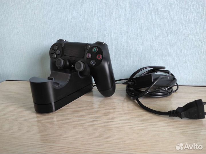 Зарядная станция для геймпадов ps4 (док станция)