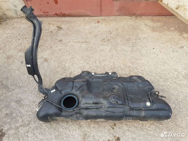 Бензобак Citroen C5