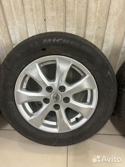 Комплект колёс r16 тойота мишлен