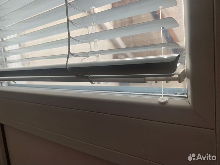 Жалюзи горизонтальные алюминиевые б/у