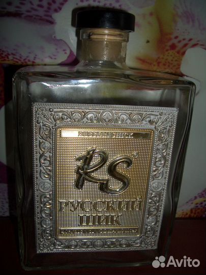 Пустая бутылка Русский Шик 1 литр
