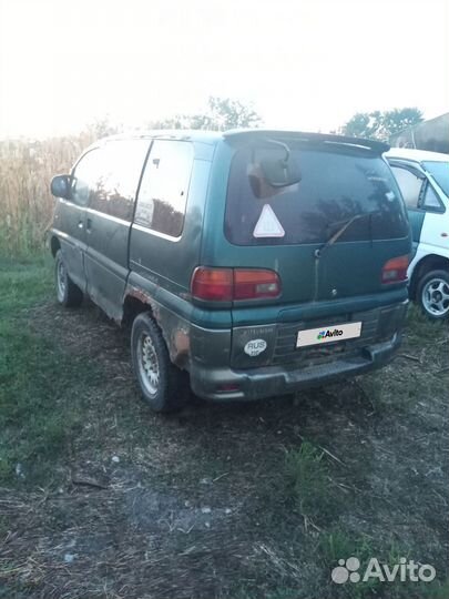 Mitsubishi Delica 2.8 AT, 1995, битый, 199 999 км