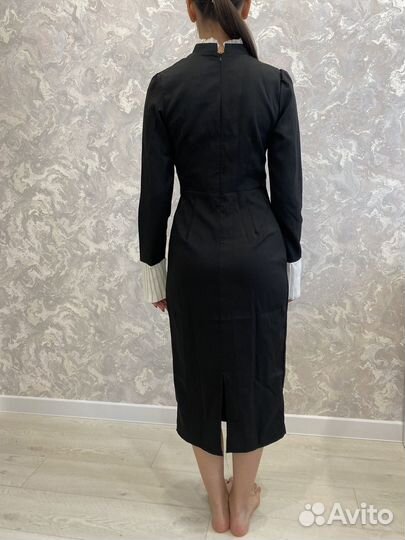 Платье женское новое 42-44