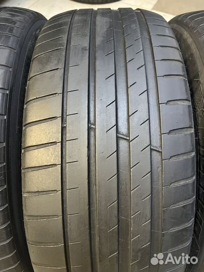 Michelin Pilot Sport 4 S Acoustic 235/45 R18