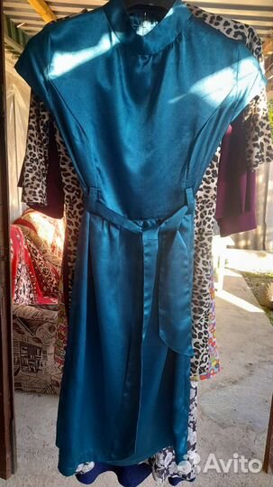 Атласное платье