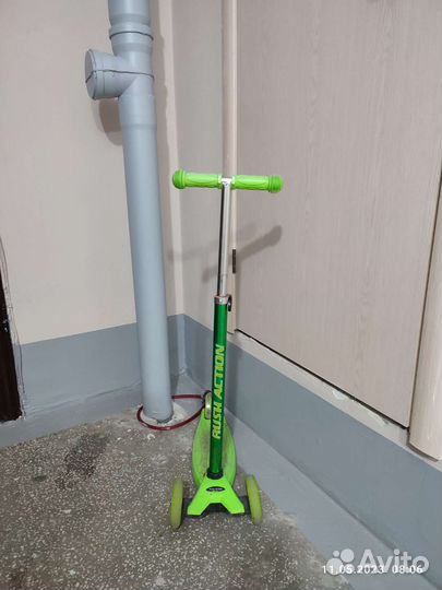 Самокат детский трехколесный бу