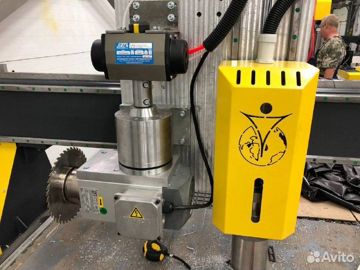 Фрезерный станок с чпу