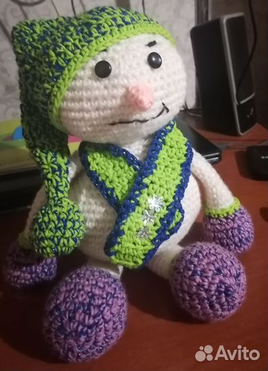 Снеговик вязаный