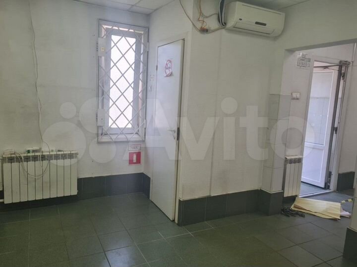 Сдам торговое помещение, 18 м²