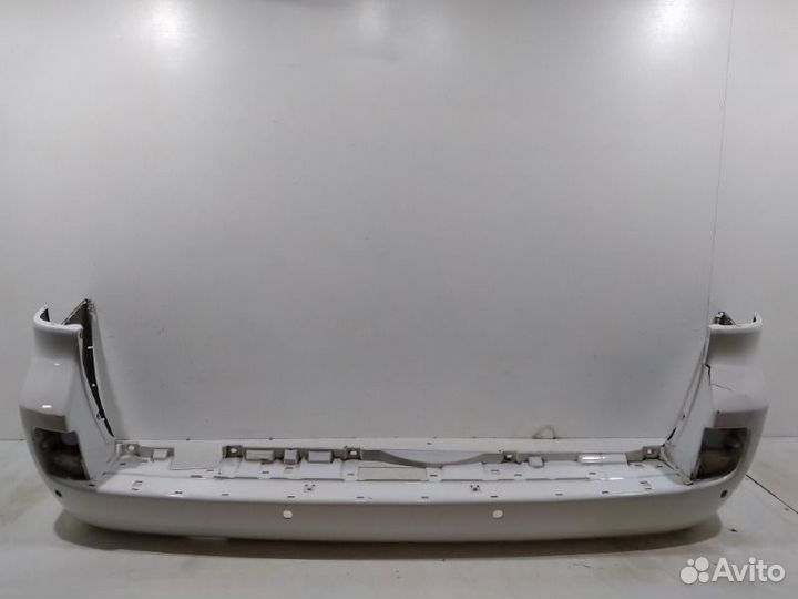 Бампер задний Toyota Land Cruiser 200 2007-2012