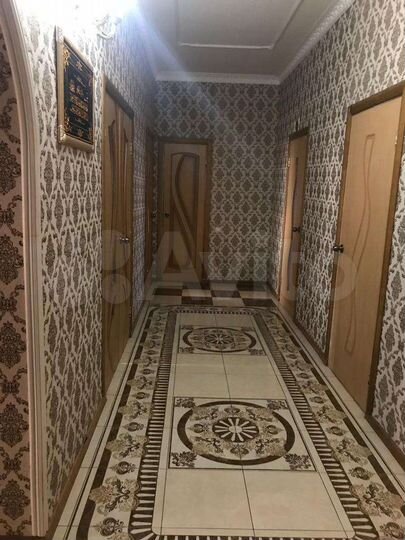 4-к. квартира, 1005 м², 2/3 эт.