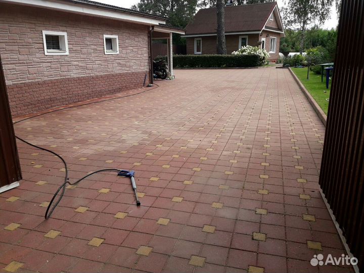 Бригада строителей