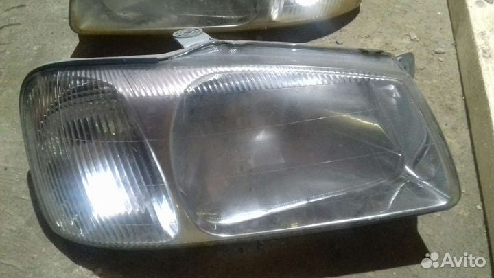 Фары б/у на hyundai accent