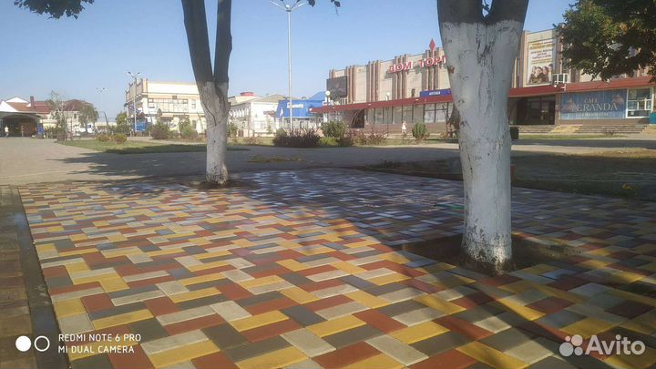 Укладка тротуарной плитки