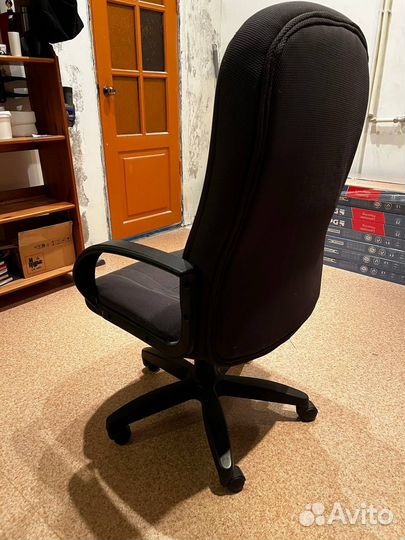 Компьютерное кресло