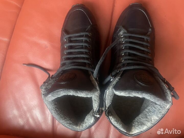 Зимние кроссовки Baldinini сделаны в Италии