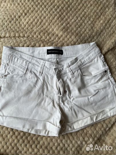 Шорты женские