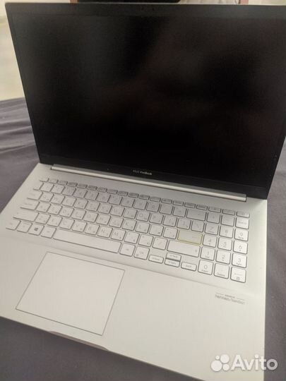 Ноутбук asus vivobook K513E