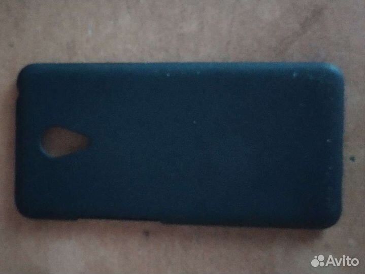 Бампер для телефона