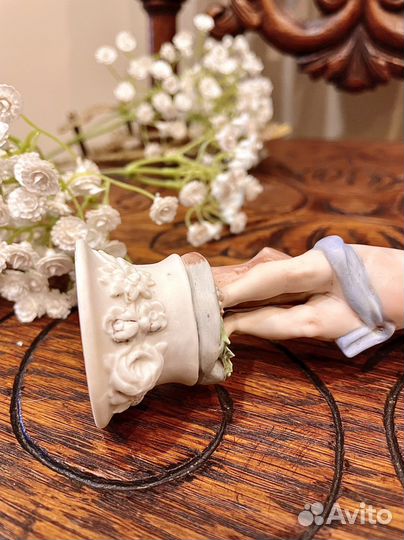 Парные статуэтки Capodimonte