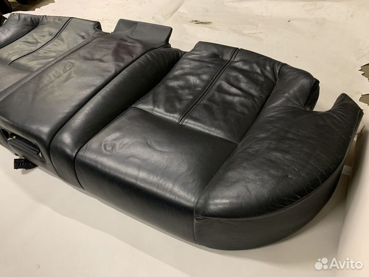 Задний ряд сидений BMW 7 E38