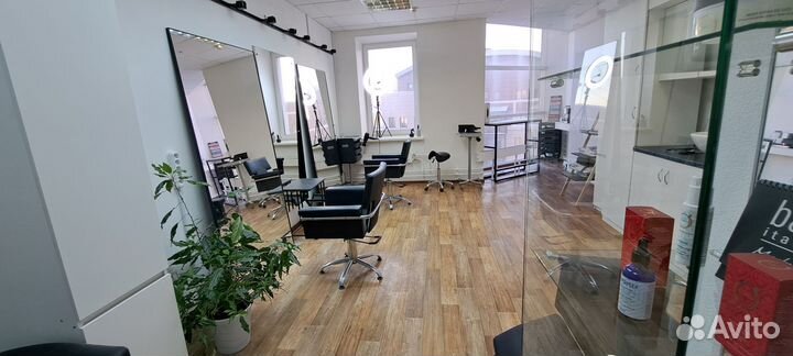 Аренда места парикмахера