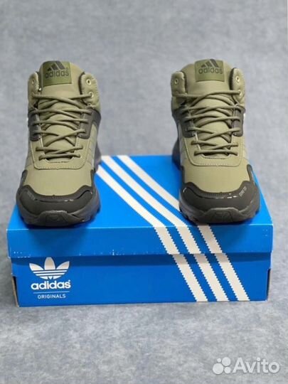 Зимние кроссовки Adidas