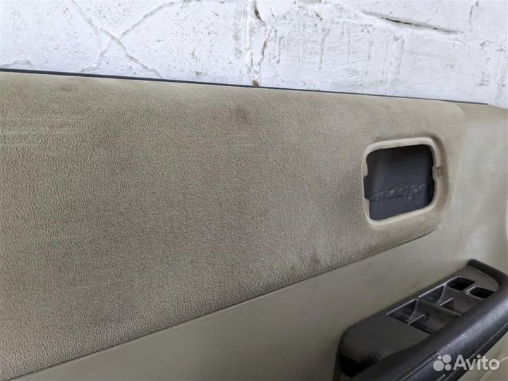 Обшивки дверей комплект Nissan X-Trail T30 2003