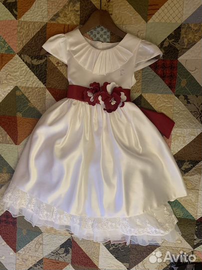 Платье нарядное для девочки