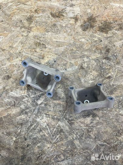 Кронштейн опора двигателя pajero sport 2