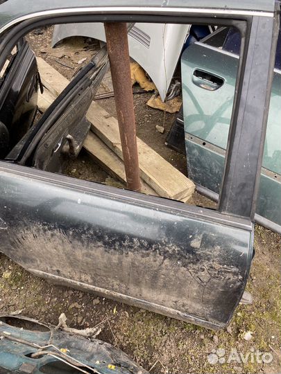 Киа Кларус 2 задняя дверь левая,правая