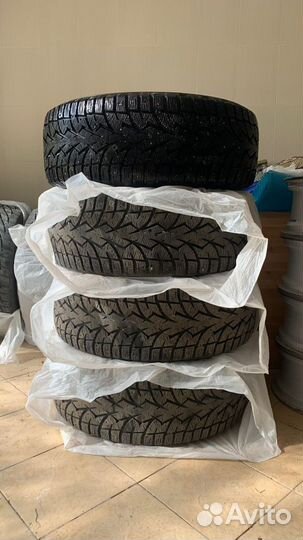 Toyo Observe G3-Ice 285/60 R18