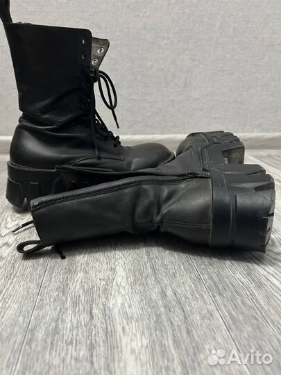 Balenciaga Bulldozer