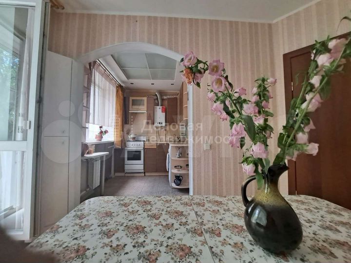 3-к. квартира, 60,8 м², 2/5 эт.