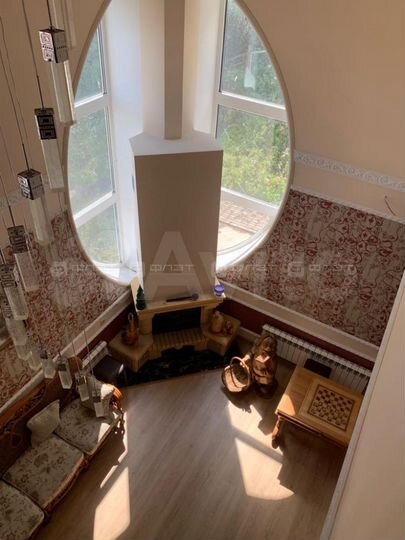 Дом 246 м² на участке 18 сот.