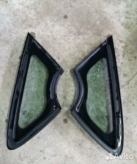 Форточка передняя Kia Ceed 2 JD