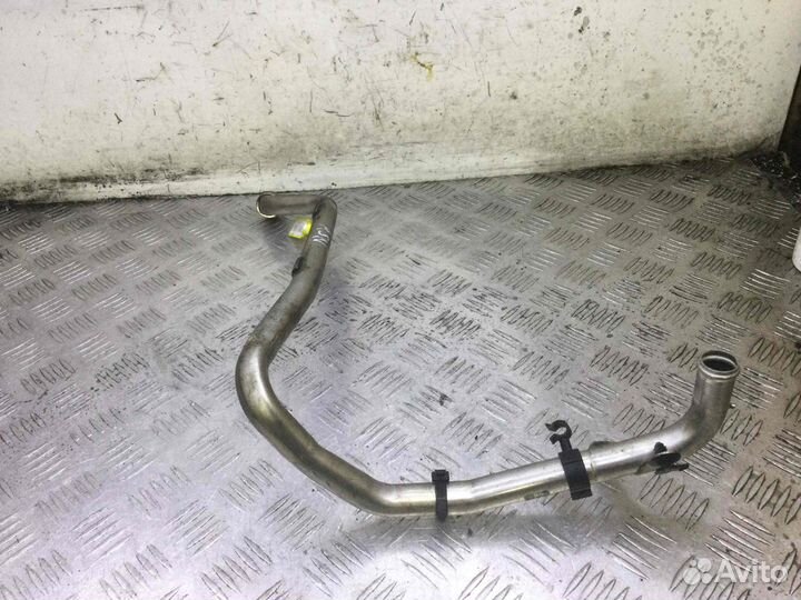 Трубка системы рециркуляции EGR Audi A4 06c131143h