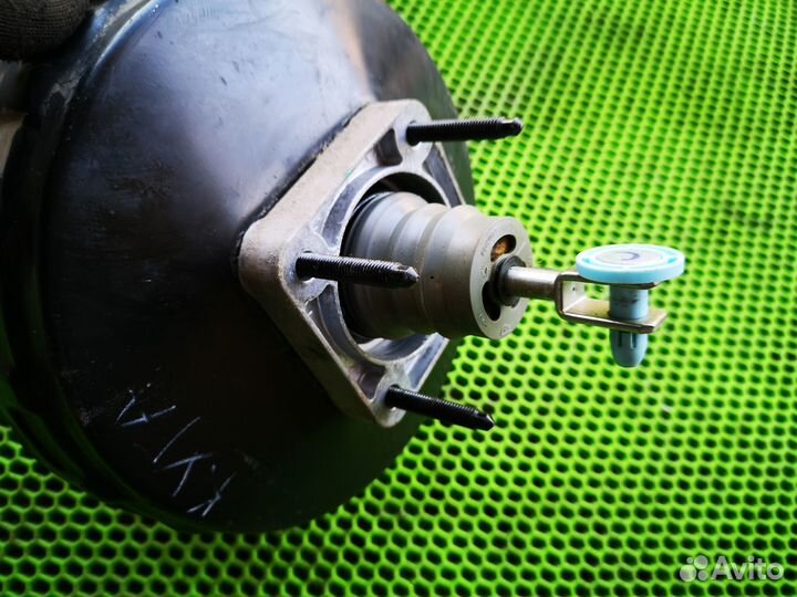 Вакуумный усилитель на Ford Kuga 2008-2012